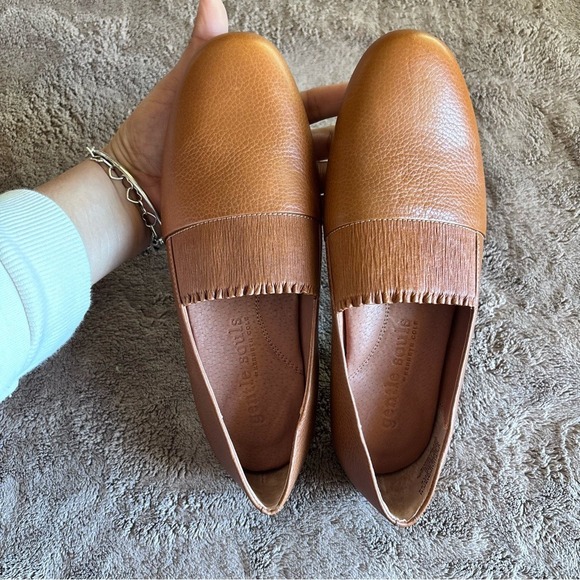 Gentle Souls by Kenneth Cole Leather Flats - Picture 8 of 10